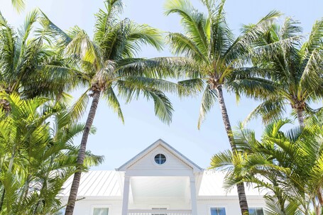 Parrot Key Hotel Villas - Image 38