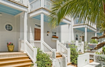 Property grounds at Parrot Key Hotel & Villas