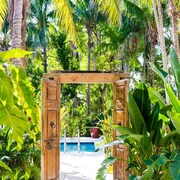 Parrot Key Hotel & Villas