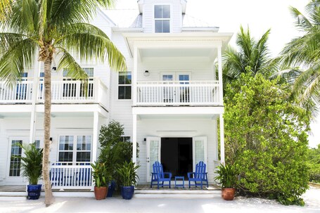 Parrot Key Hotel Villas - Image 62