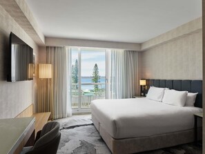 In-room safe, desk, iron/ironing board, free cots/infant beds - The Brighton Hotel Sydney - MGallery Collection (Brighton-le-Sands)