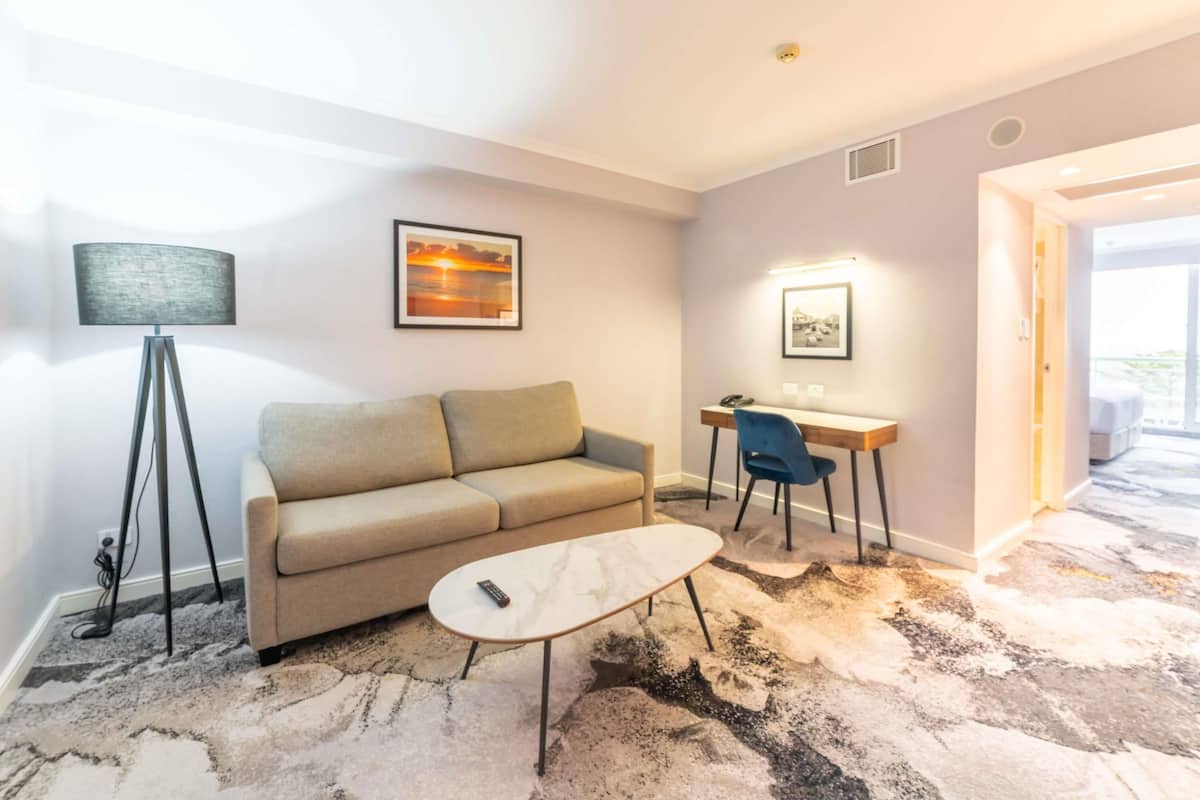 1 bedroom, in-room safe, desk, iron/ironing board