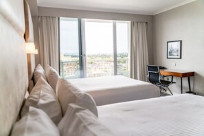 1 bedroom, in-room safe, desk, iron/ironing board