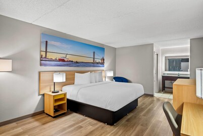 Days Inn by Wyndham Statesboro