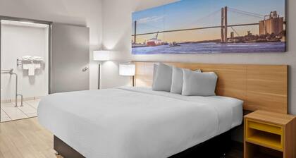 Days Inn by Wyndham Statesboro
