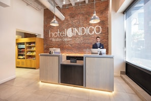 Exterior - Hotel Indigo Boston Garden by IHG (Boston)