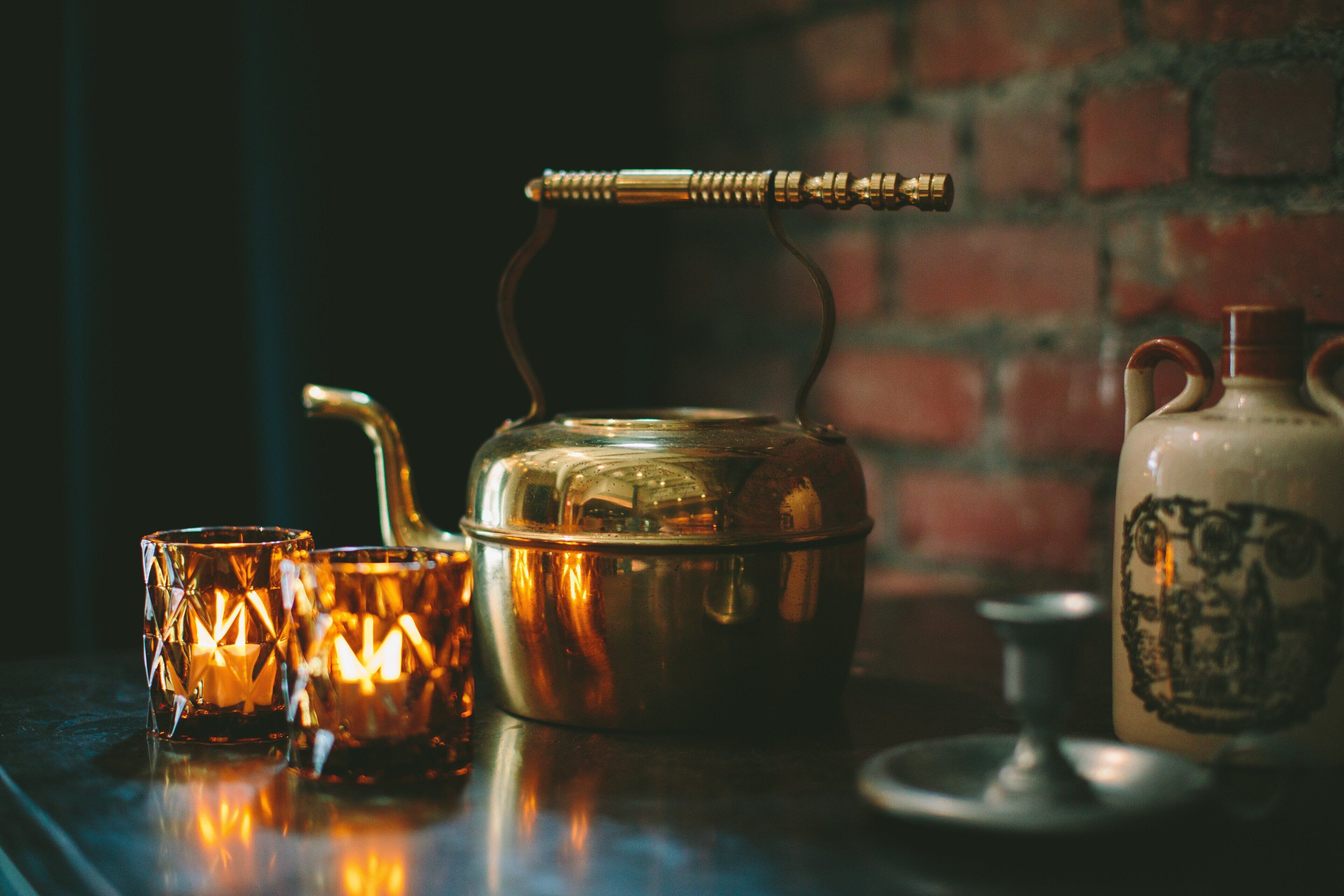 breakfast, dinner and brunch served