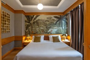 Doppia Standard | Biancheria da letto di alta qualità, minibar, una cassaforte in camera