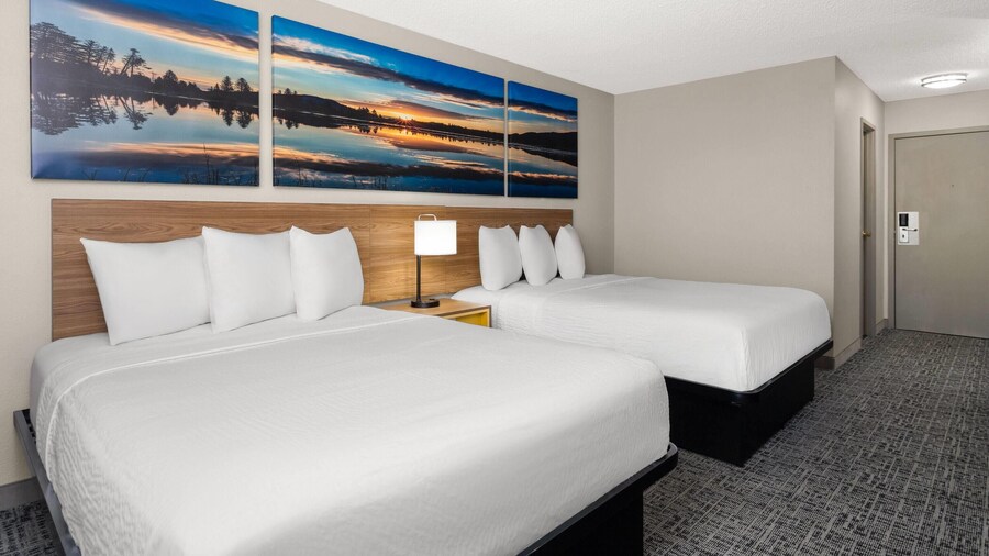 Days Inn by Wyndham Rawlins