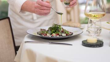 Servizio di pranzo e cena