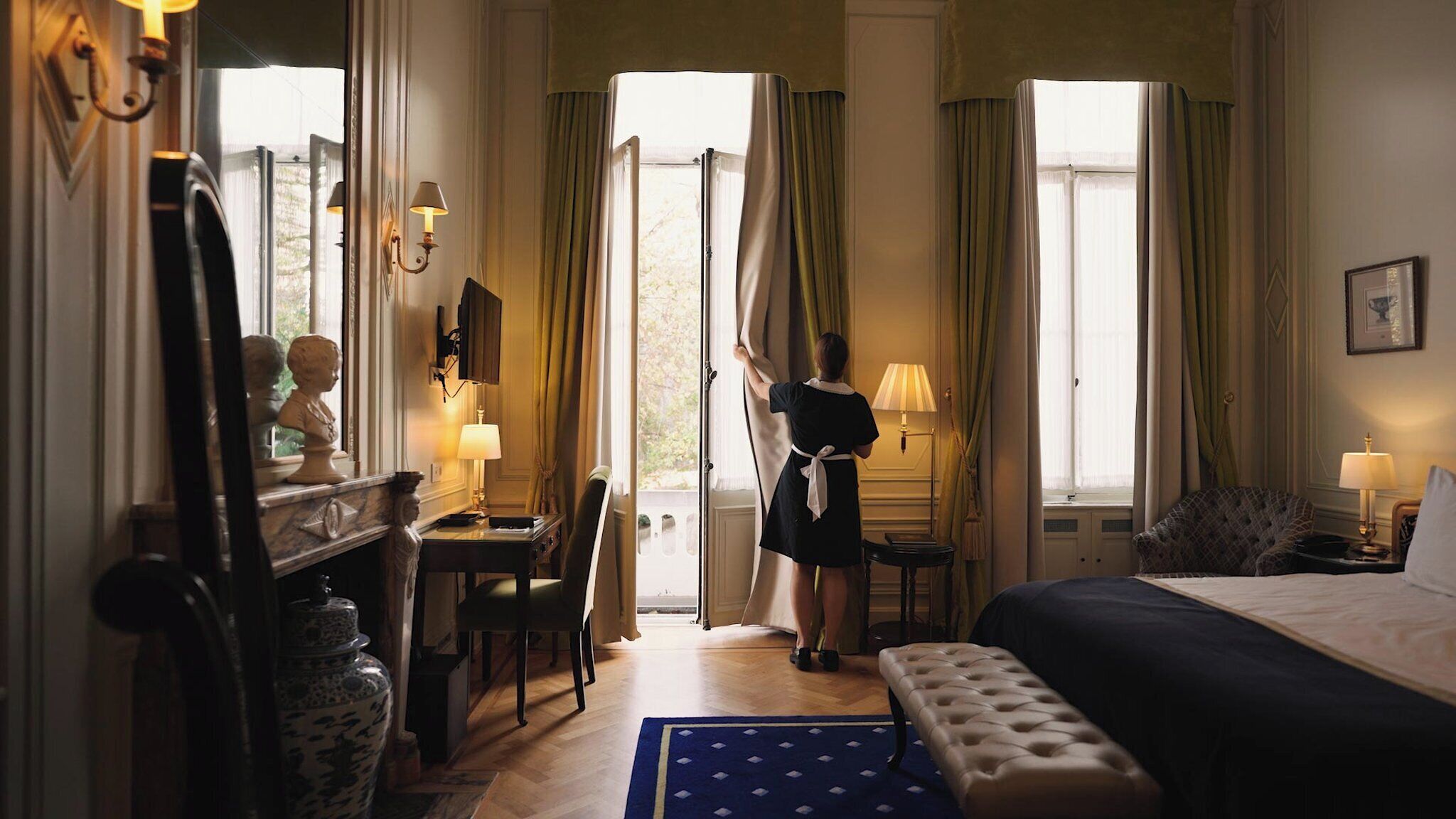 Literie de qualité supérieure, surmatelas, minibar