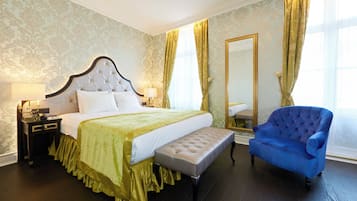 Literie de qualité supérieure, surmatelas, minibar