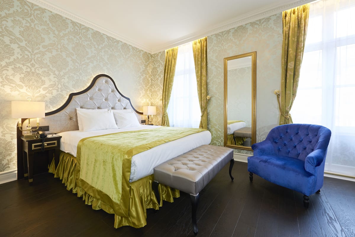 1 Schlafzimmer, hochwertige Bettwaren, Pillowtop-Betten, Minibar