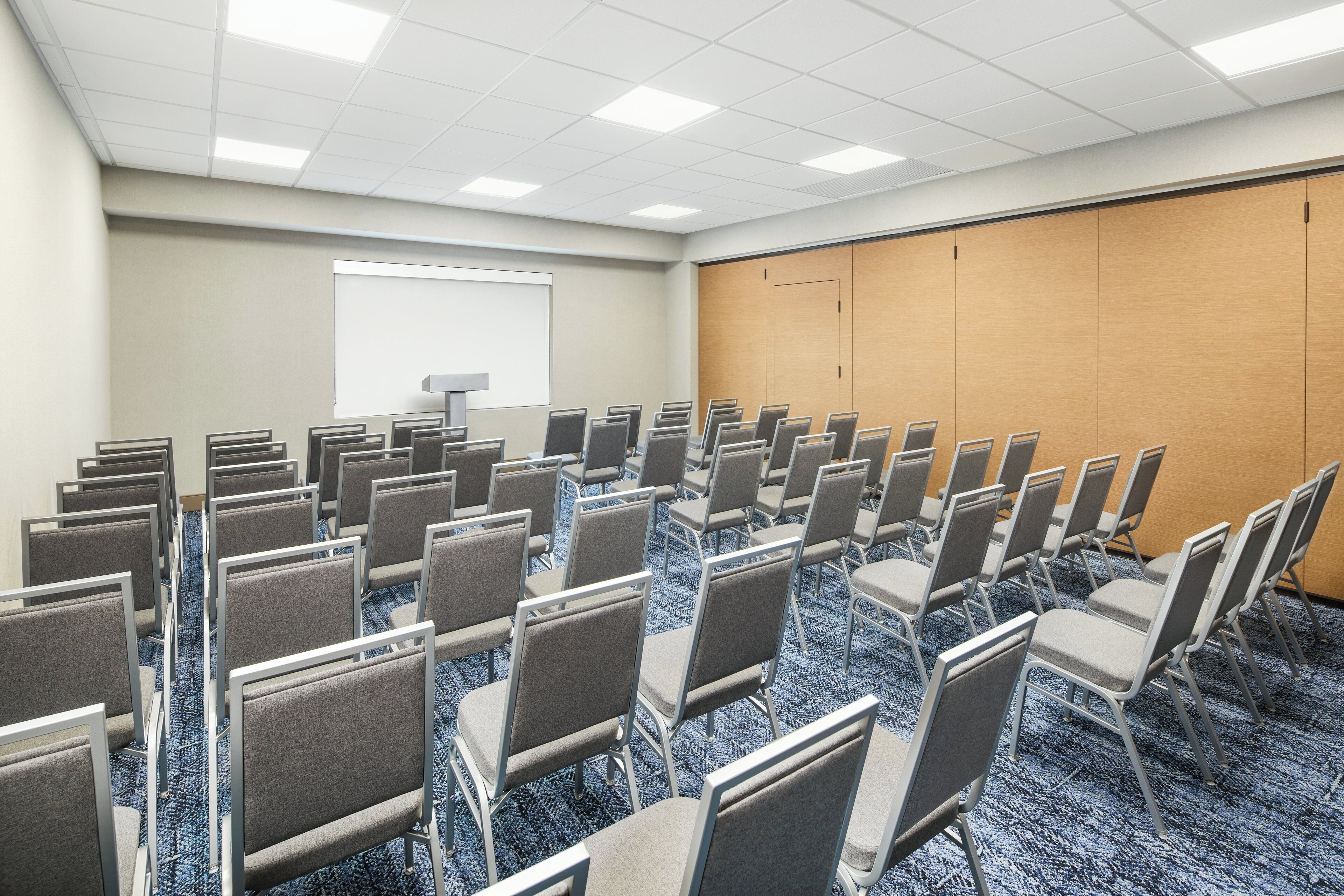 Photo - Holiday Inn Express Richmond - Midtown by IHG