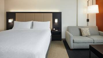 Standard Room, 1 King Bed with Sofa bed | In-room safe, desk, laptop workspace, iron/ironing board