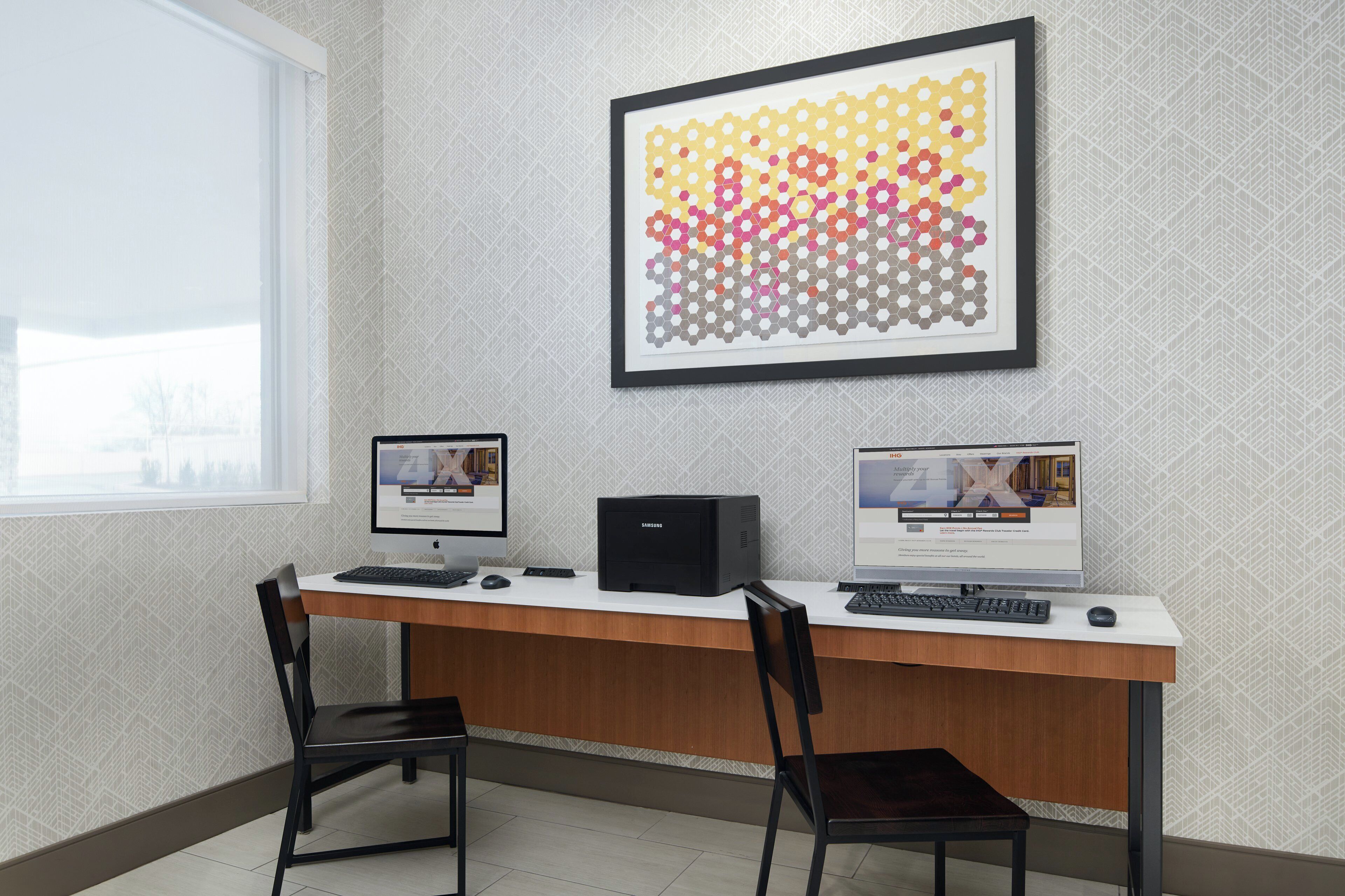 Photo - Holiday Inn Express Richmond - Midtown by IHG