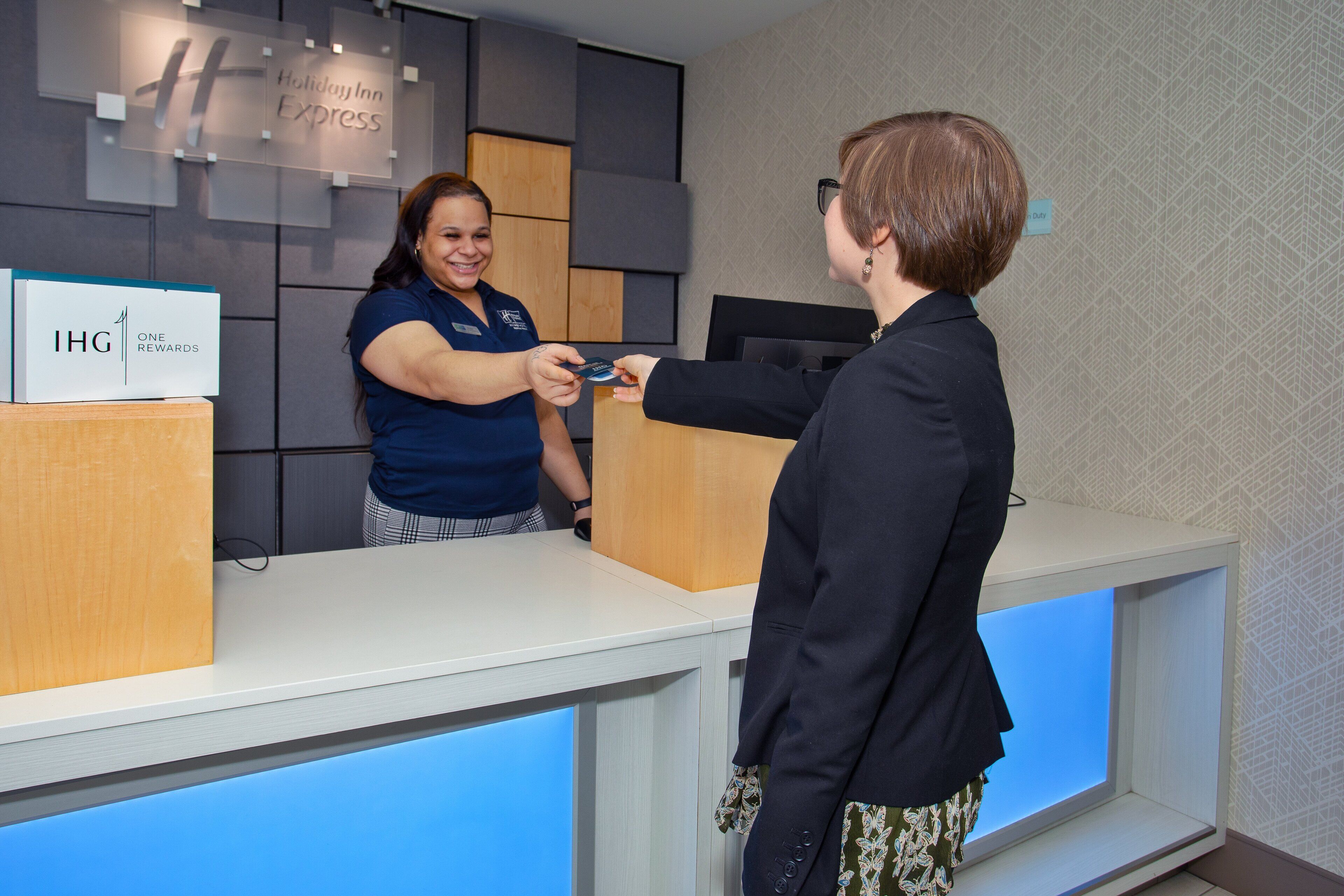 Photo - Holiday Inn Express Richmond - Midtown by IHG