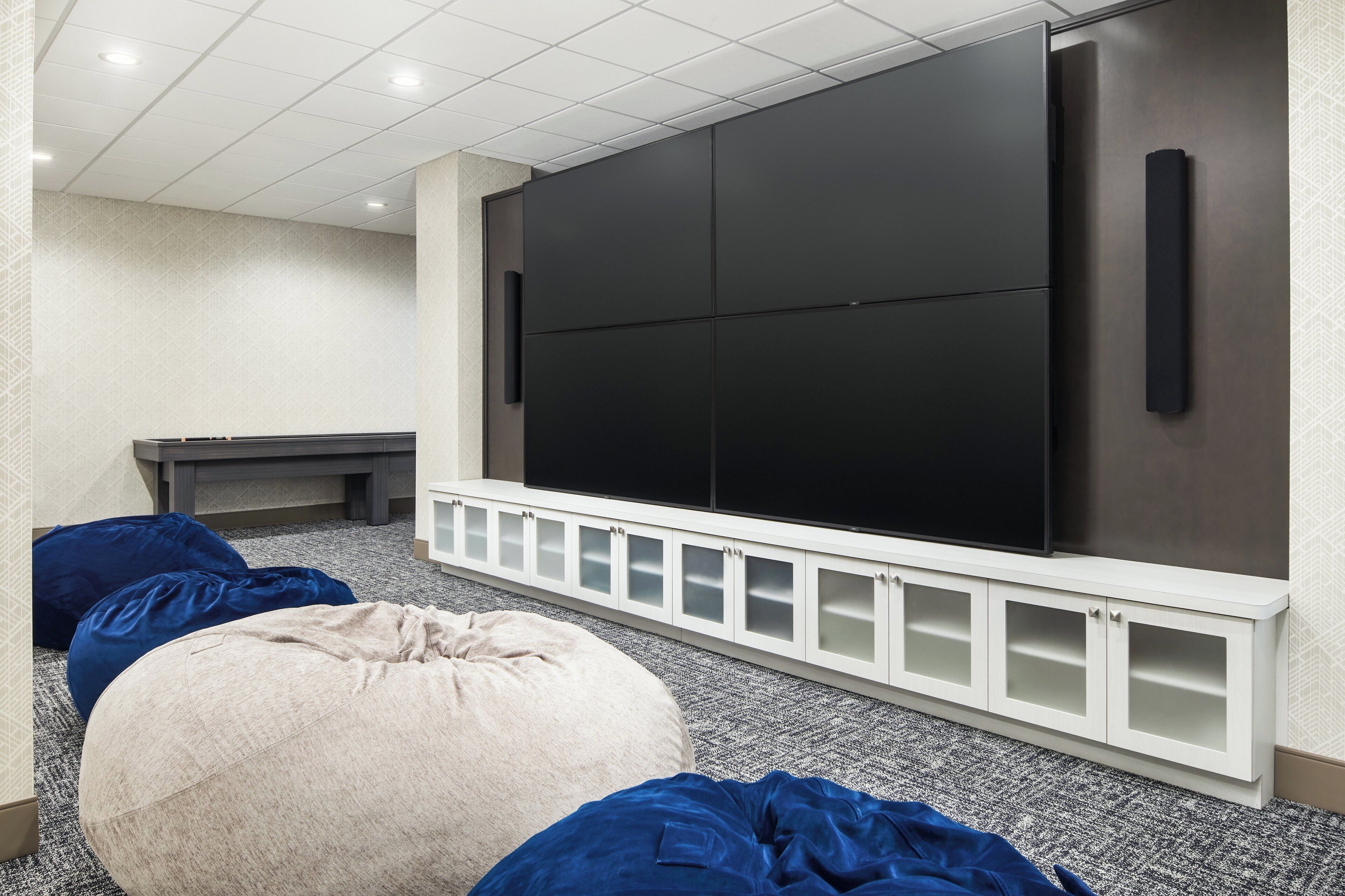 Photo - Holiday Inn Express Richmond - Midtown by IHG