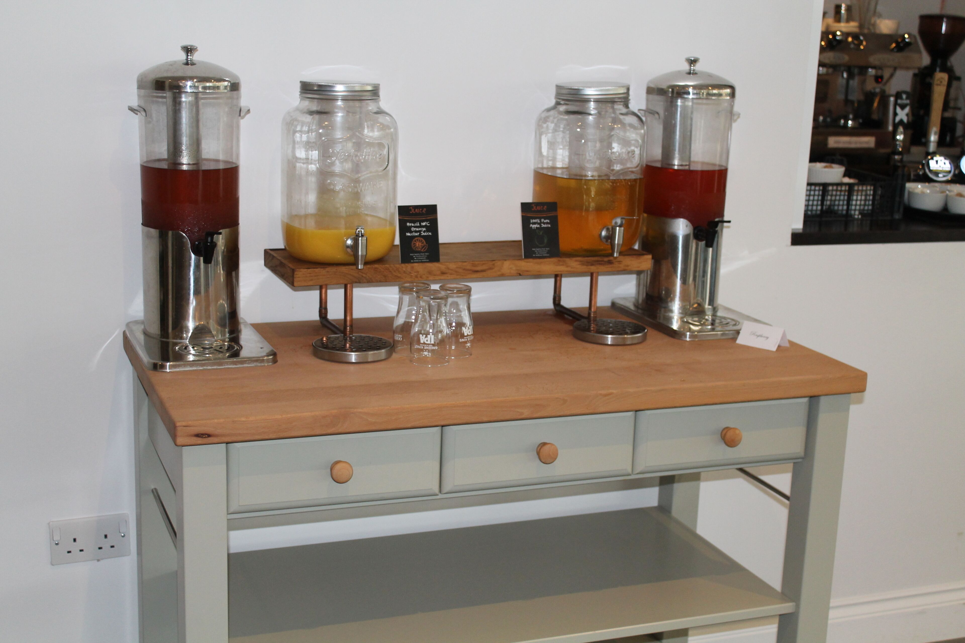 Tägliches großes Frühstück (12.95 GBP pro Person)