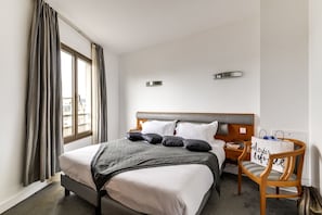 Family Room | 1 bedroom, premium bedding, minibar, in-room safe