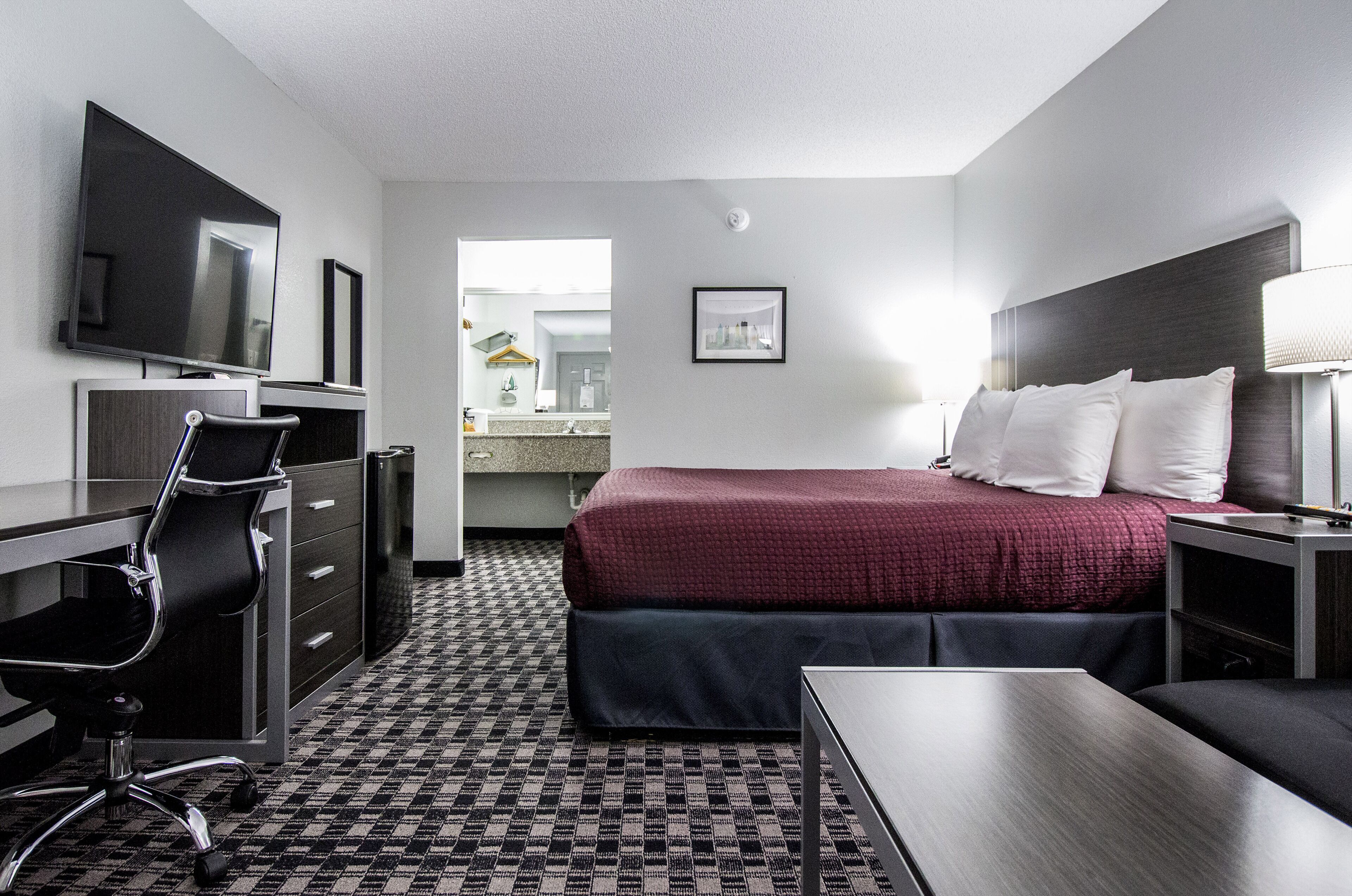 Desk, iron/ironing board, free WiFi, bed sheets