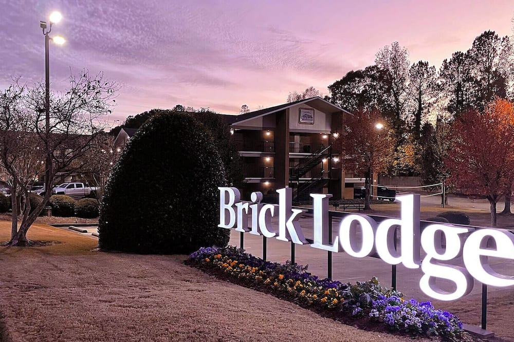 Brick Lodge Atlanta/Norcross