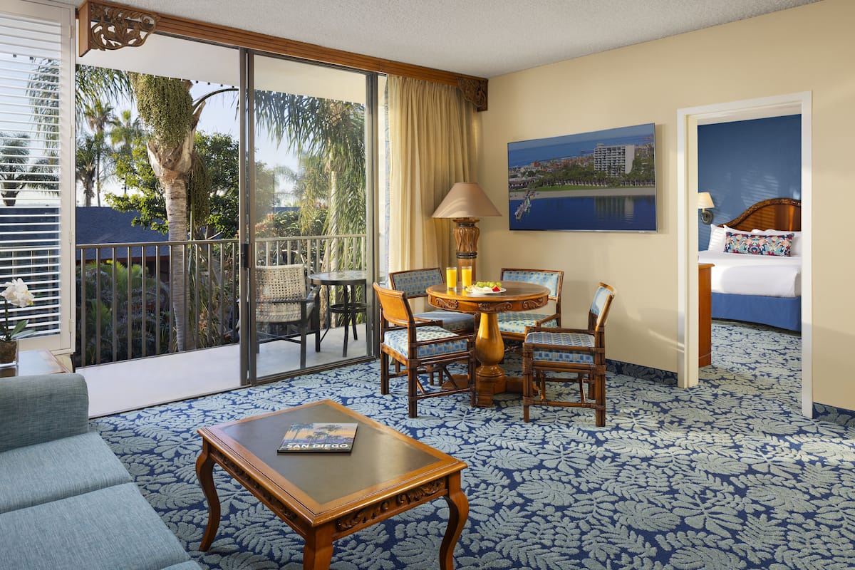Suite, 1 King Bed with Sofa bed, Garden View | View from room
