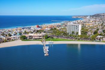 Hotel exterior and entrance at Catamaran Resort and Spa