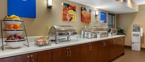 Petit déjeuner buffet compris tous les jours
