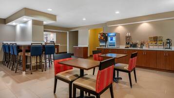 Free daily buffet breakfast