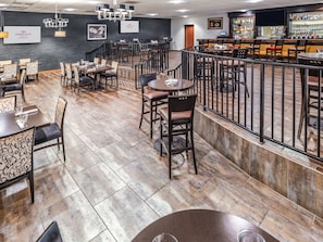 Bar (in der Unterkunft)