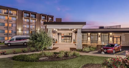 Crowne Plaza Milwaukee South by IHG
