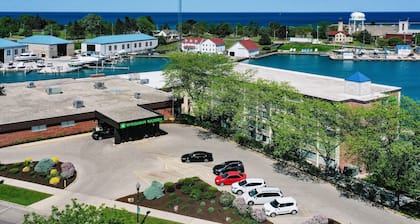 Wyndham Garden Kenosha Harborside