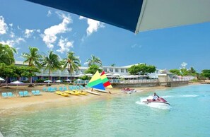 Private beach, sun loungers, beach umbrellas, beach towels