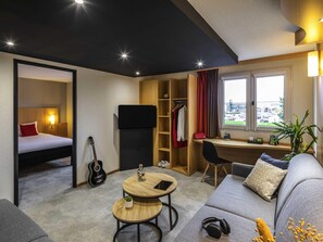 Premium bedding, desk, soundproofing, iron/ironing board - ibis Saint Nazaire Trignac (Trignac)