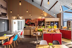 Daily buffet breakfast (EUR 13.90 per person)