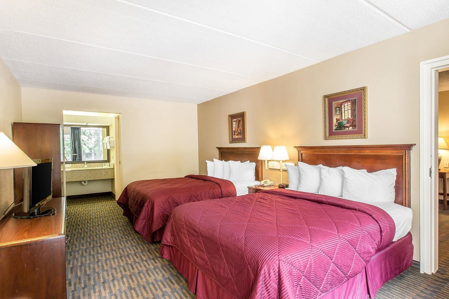 Free WiFi, bed sheets