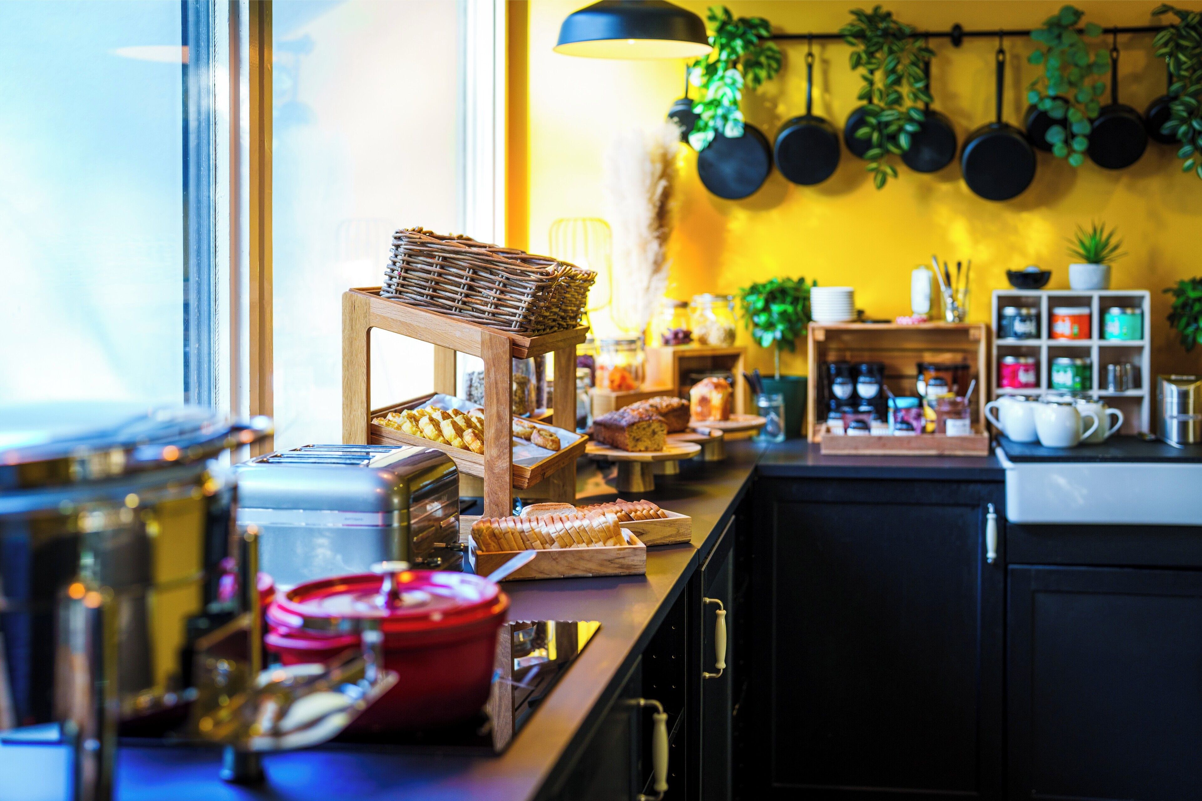 daily buffet breakfast (eur 17.00 per person)