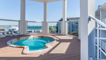 2 piscinas internas, piscina externa sazonal