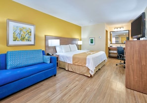 Standard Room, 1 King Bed | Desk, blackout drapes, iron/ironing board, rollaway beds