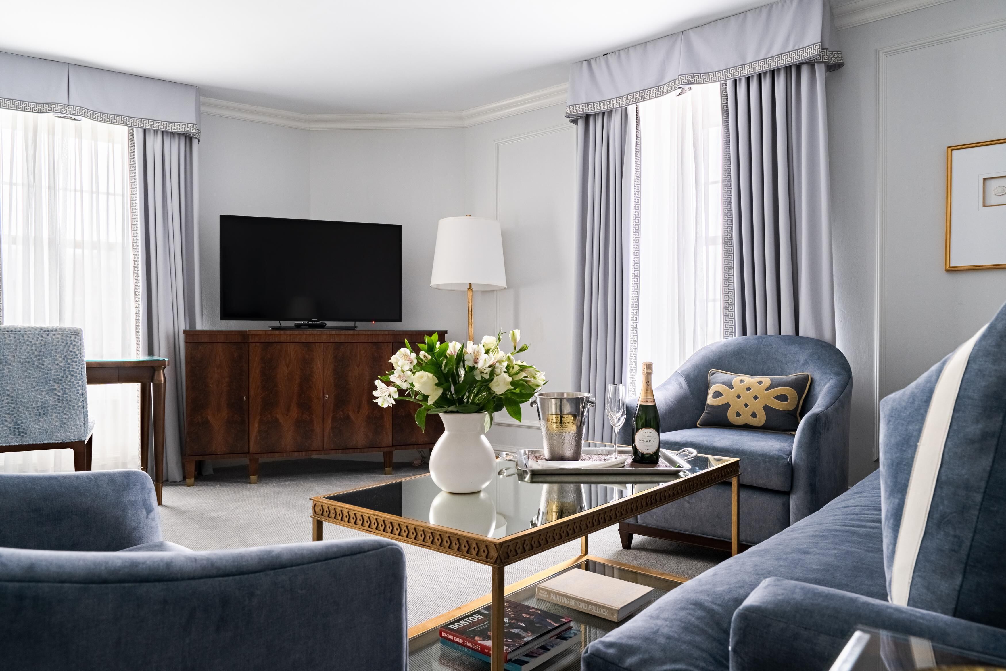 Premium bedding, pillowtop beds, minibar, in-room safe