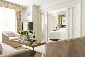 1 bedroom, premium bedding, pillow-top beds, minibar