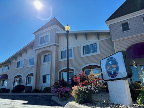 Magnuson Grand Pioneer Inn and Suites