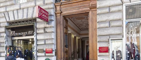 Entrada de la propiedad