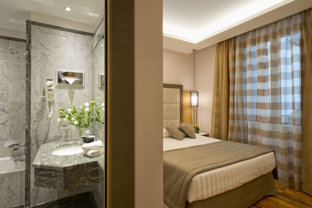 1 bedroom, premium bedding, Tempur-Pedic beds, minibar