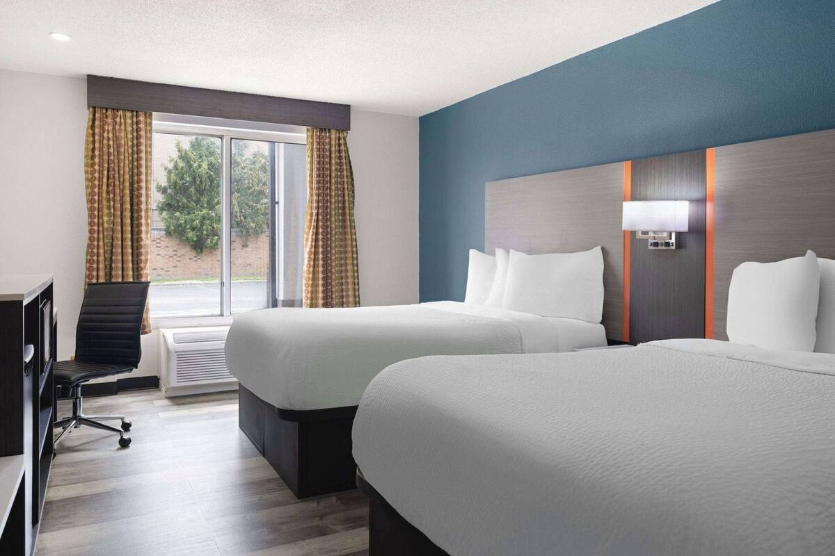 In-room safe, desk, iron/ironing board, free cots/infant beds
