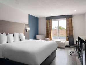 In-room safe, desk, iron/ironing board, free cots/infant beds