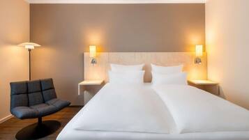 Caja de seguridad en la habitación y escritorio