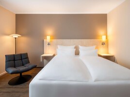 In-room safe, desk, soundproofing, free cribs/infant beds