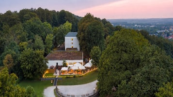 Fachada de la propiedad